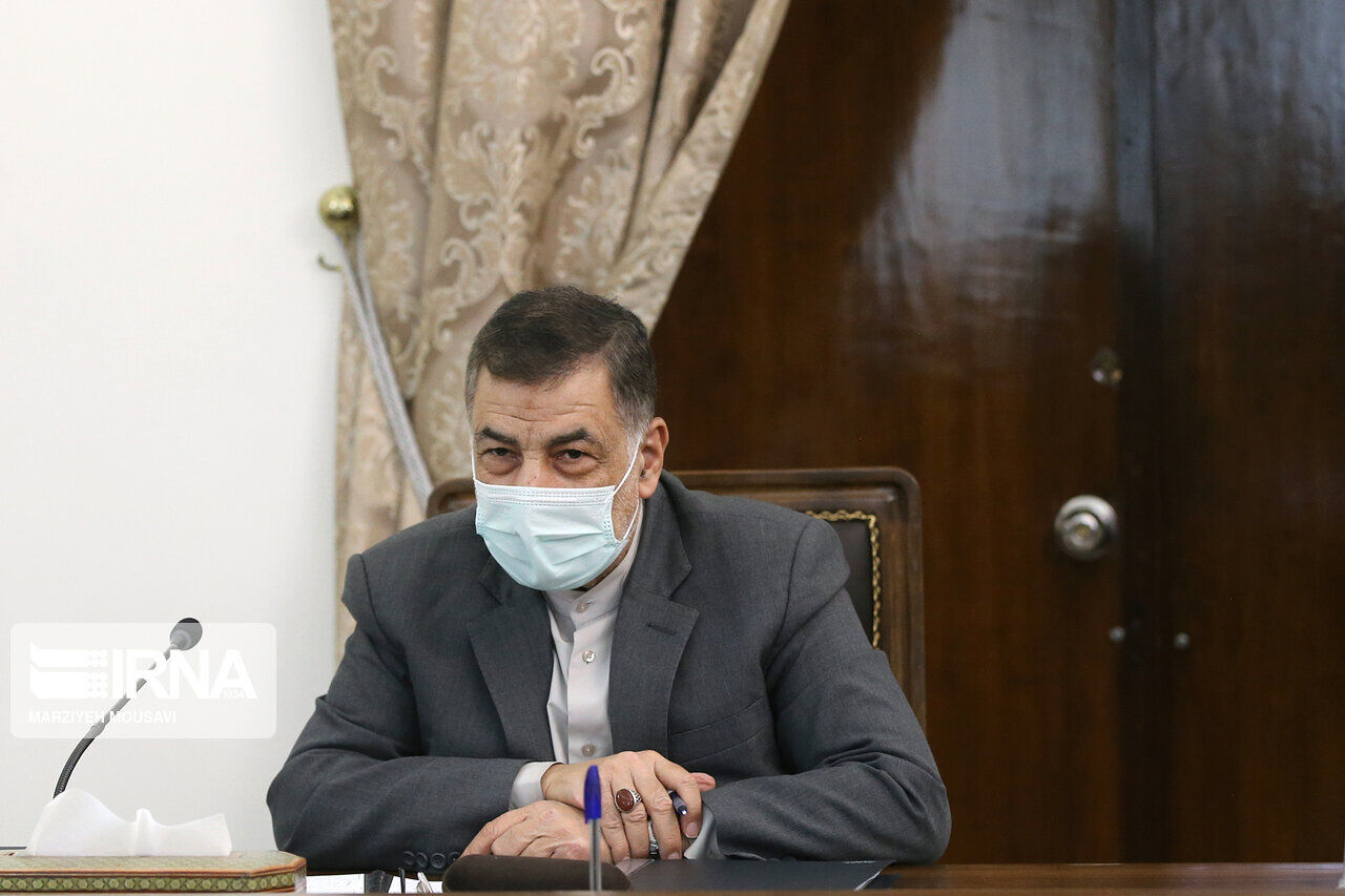 وزیر دادگستری: برای معیشت مردم باید با تمام قوا وارد معرکه شویم