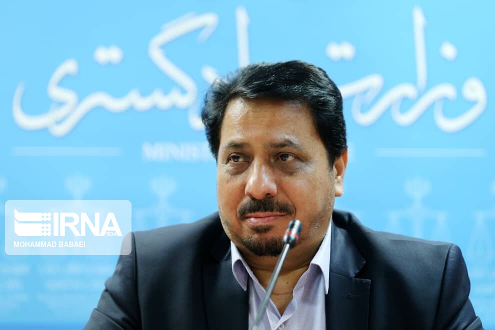 دبیر مرجع ملی کنوانسیون حقوق کودک:  ساماندهی کودکان کار و خیابان با نگاه سیاسی مدیریت نمی شود