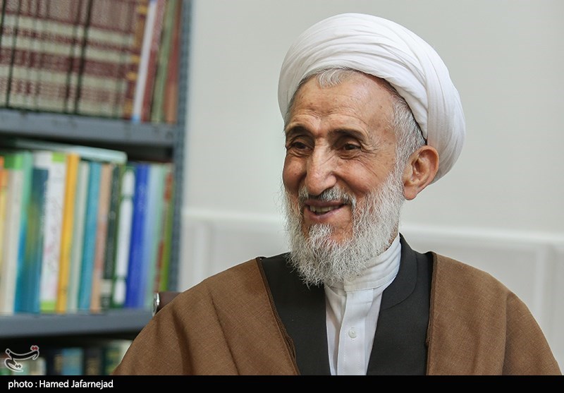 مسئولان فاسد باعث فساد جامعه می‌شوند/ خبرهای خوبی در پیش است