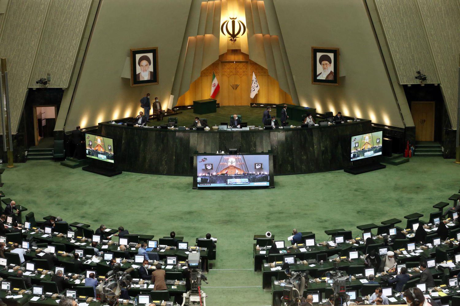 گام مهم مجلس در انحصارزدایی از برخی کسب‌وکارها