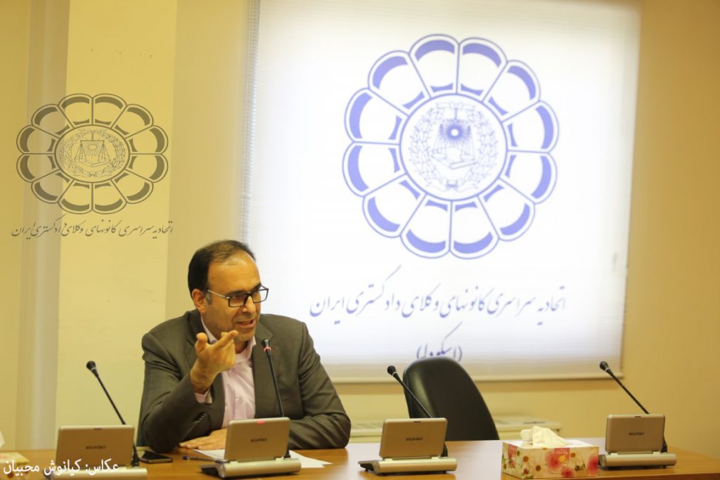 رئیس اتحادیه وکلا:  بیش از ۸۰ درصد وکلا با نرخ های حداقلی وکالت می کنند