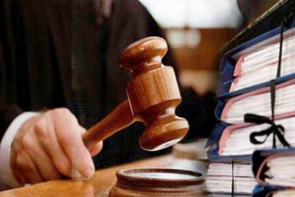 چهار متهم، به خرید لوازم التحریر برای دانش آموزان نیازمند مکلف شدند