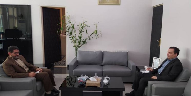 نشست رئیس کانون سردفتران و دفتریاران با رئیس سازمان ثبت احوال