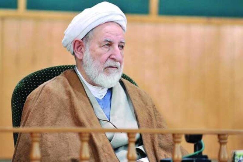 آیت الله یزدی:  جناح بندی‌های سیاسی نباید دلیل واگذاری مسئولیت‌ها باشد