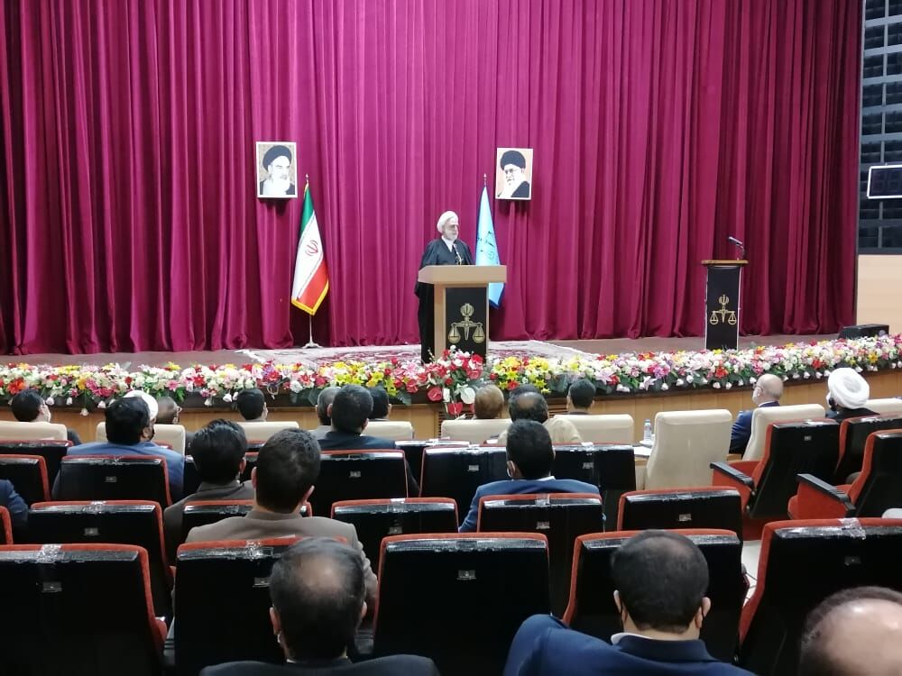 رییس قوه قضاییه: مسدودسازی گلوگاه های فساد از مهمترین مسوولیت های دستگاه قضایی است