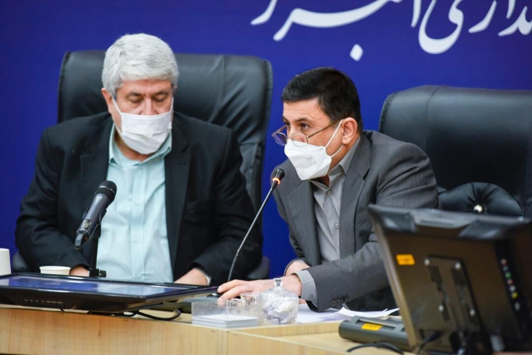 درصدد یافتن راهکارهای اساسی برای پدیده کولبری هستیم