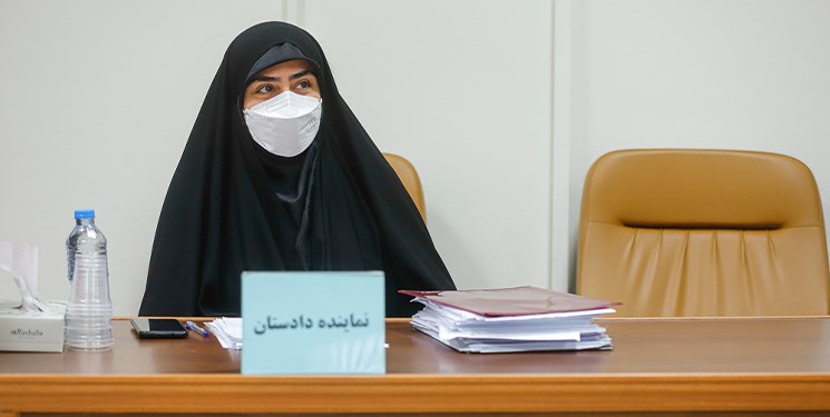 نماینده دادستان: متهم نوروزی اتهام جعل در سامانه ثبت سفارش خودرو را پذیرفته است