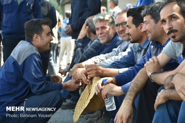 یک مقام مسئول؛  تمام کارگران آذرآب آزاد شدند / الزام سهامدار عمده به پرداخت وام