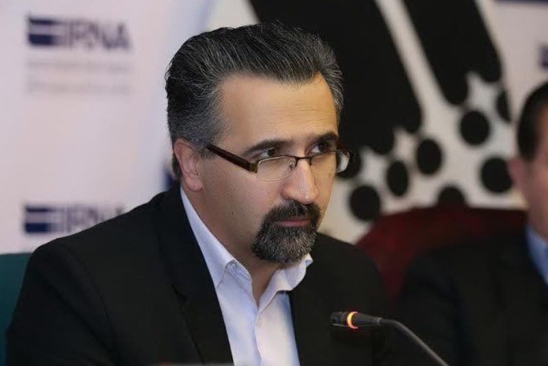 یک حقوقدان: خدمات دولت و کادر بهداشتی در مقابله با کرونا بی‌نظیر است