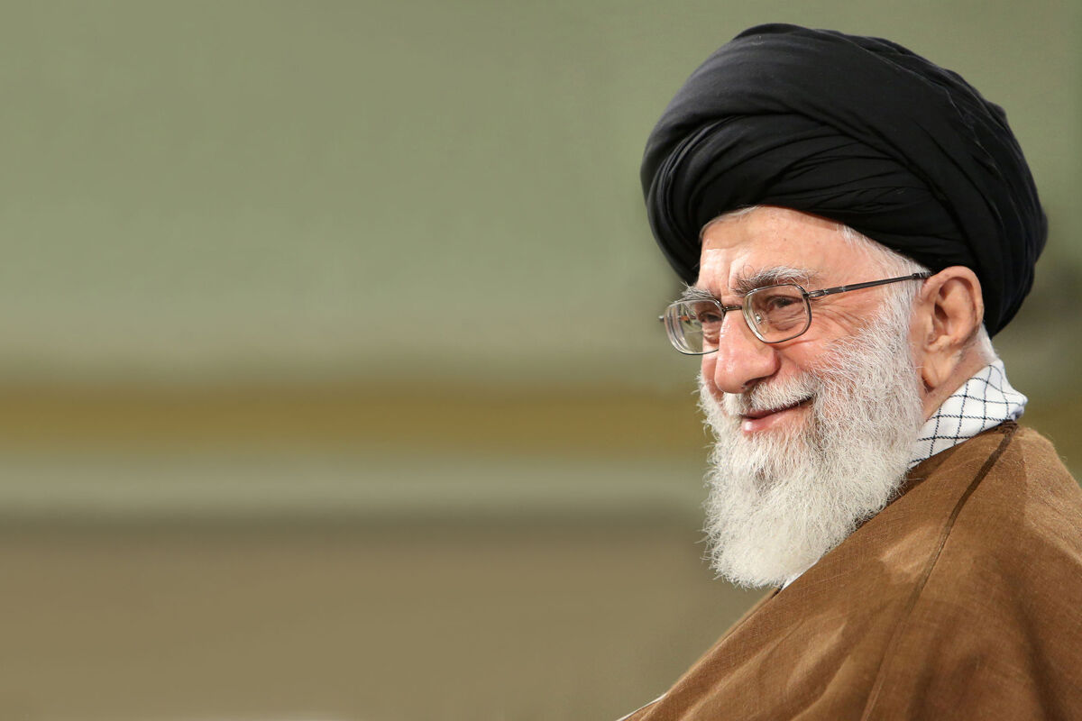 کمک ۵۰۰ میلیون تومانی رهبر انقلاب برای آزادی زندانیان نیازمند