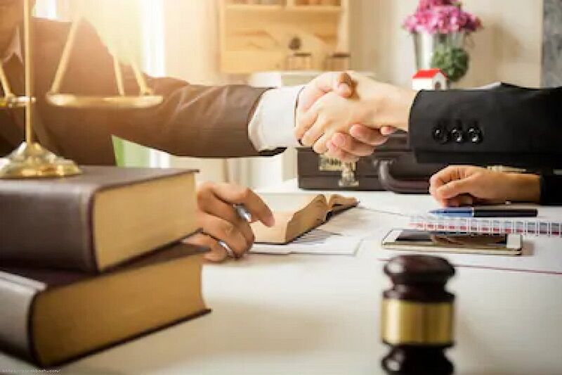 وکیل دادگستری مقررات بین المللی:  پیوستن به FATF دور از هیجان و سیاسی کاری بررسی شود