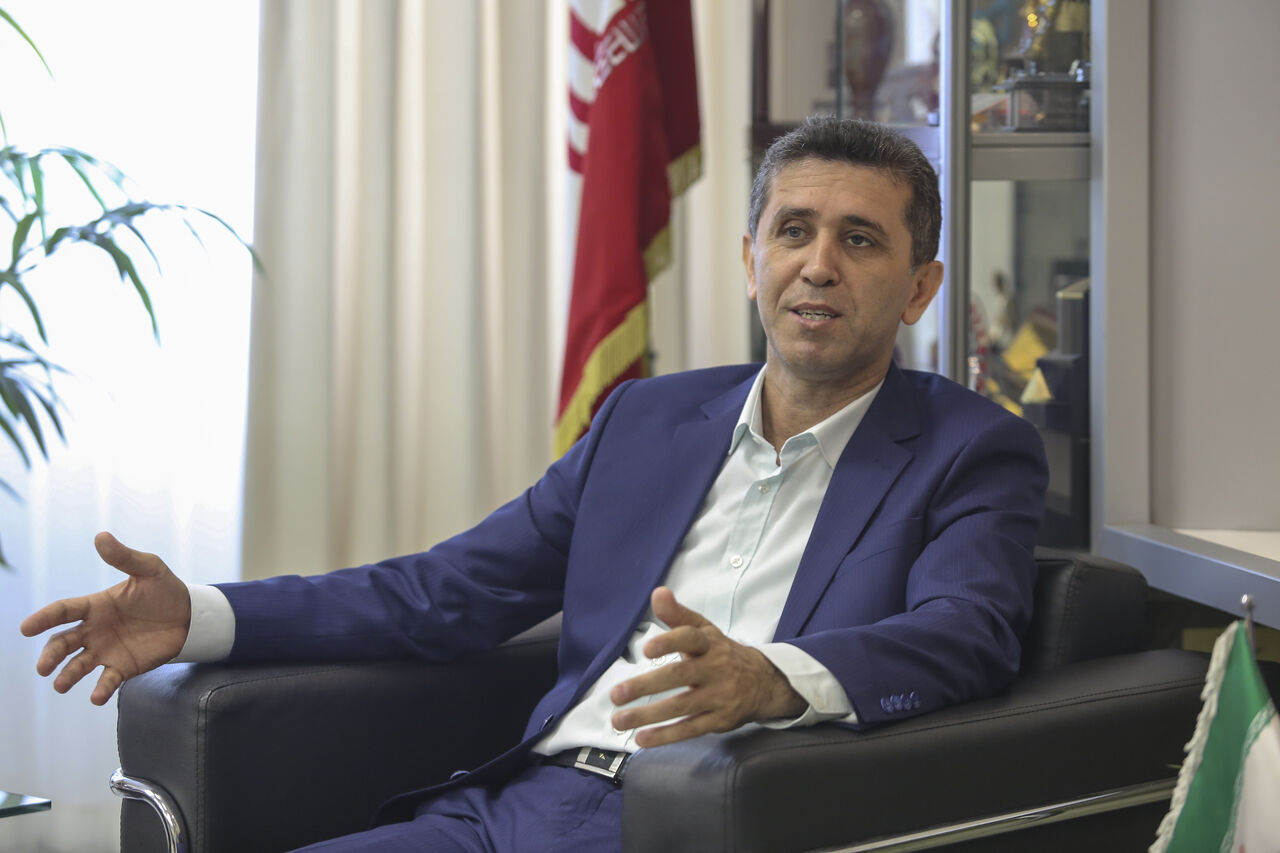رئیس کانون وکلای مرکز:  طبق رای دیوان عالی کشور تفاوت دیه زنان پرداخت می شود