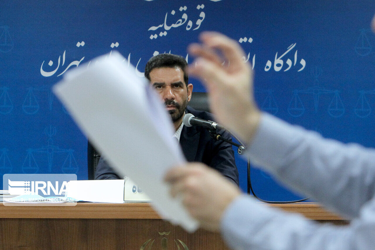 بیست و دومین جلسه محاکمه متهمان بانک سرمایه/ نماینده دادستان: اعلایی از تخلفات بانکی مطلع بود
