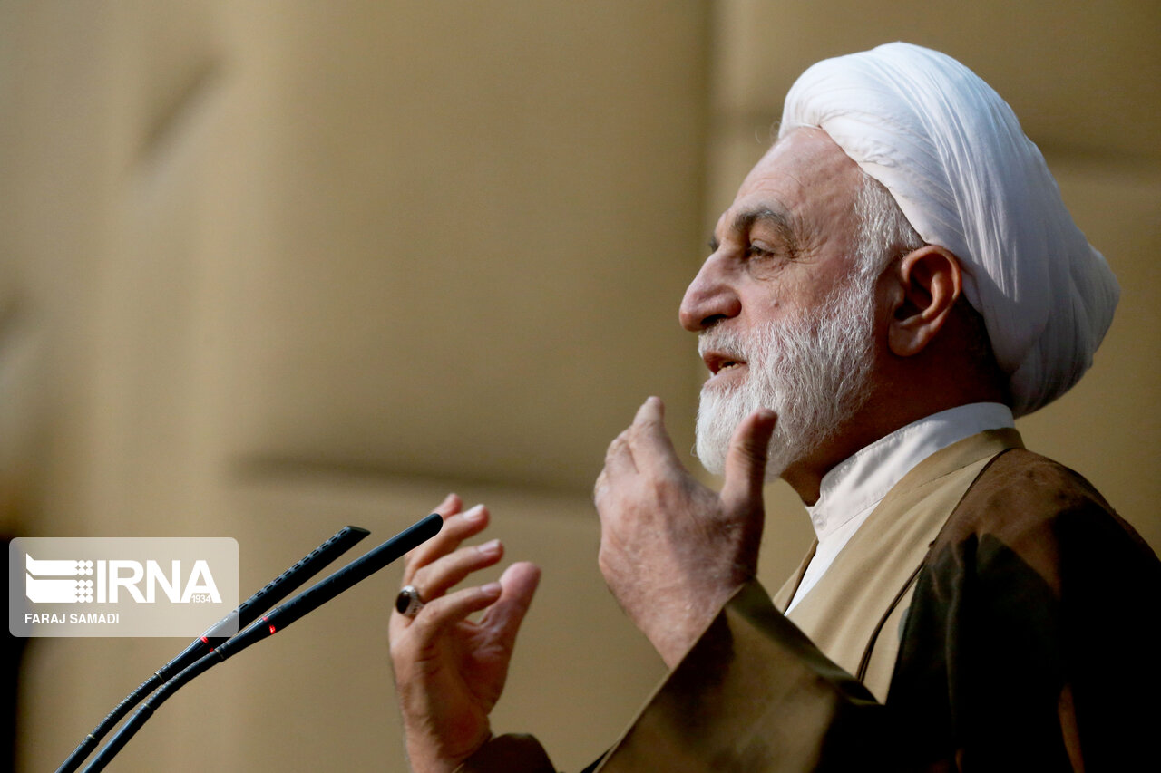 محسنی اژه‌ای: وکیل و قاضی باید کاملا مستقل باشند