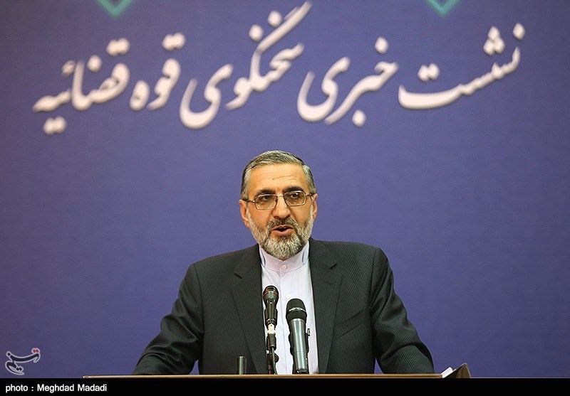 تشکیل پرونده برای دروغ‌پراکنان در ماجرای دختر آبی