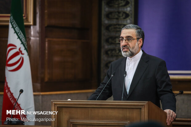 تمام قوانین و احکامی که تاکنون به هر دلیل مطرود مانده و اجرایی نشده باید عملیاتی شود
