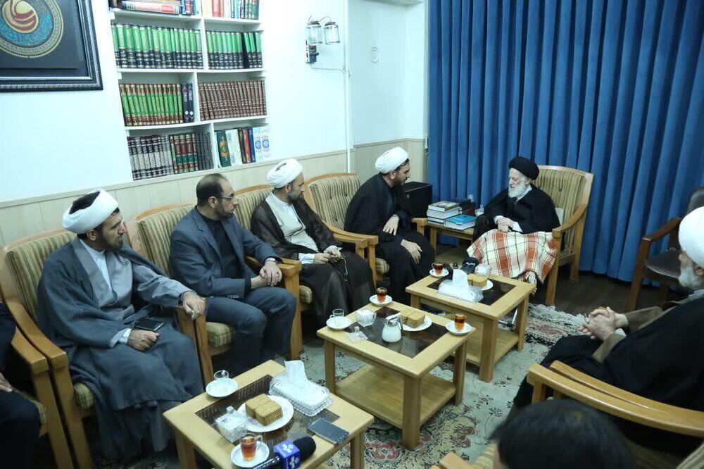 آیت الله شبیری زنجانی:زندانی کردن بدهکار غیرمتمکن شرعی نیست